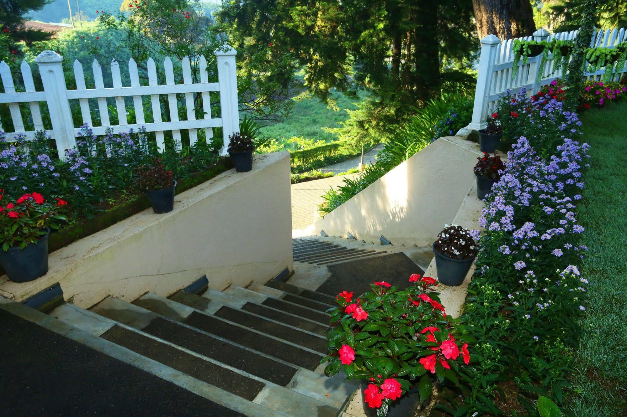 Villa The Firs Nuwara Eliya Exterior foto